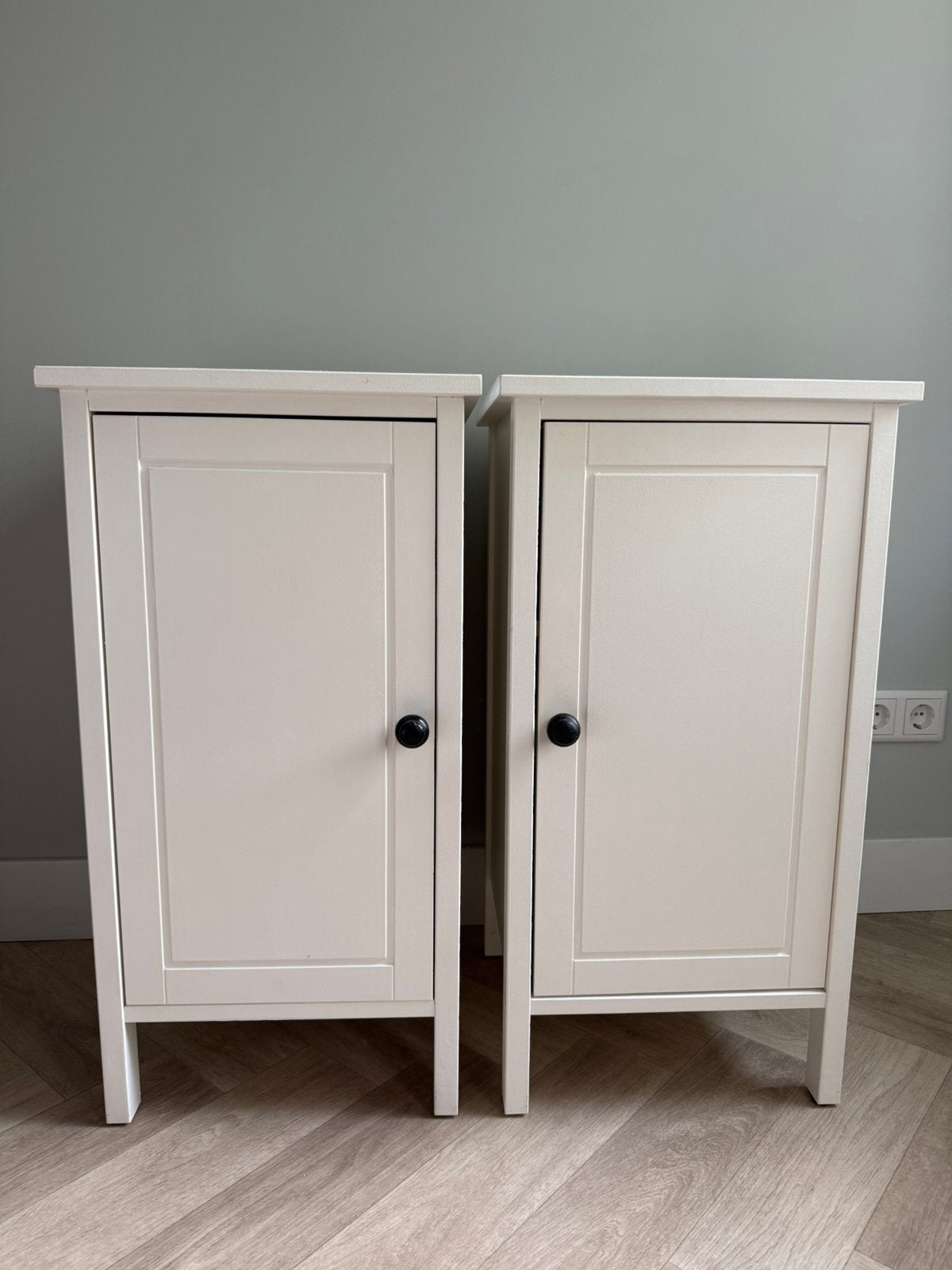 Nachtkastjes, Huis en Inrichting, Slaapkamer | Nachtkastjes, Ophalen, Minder dan 45 cm, Zo goed als nieuw, 70 cm of meer