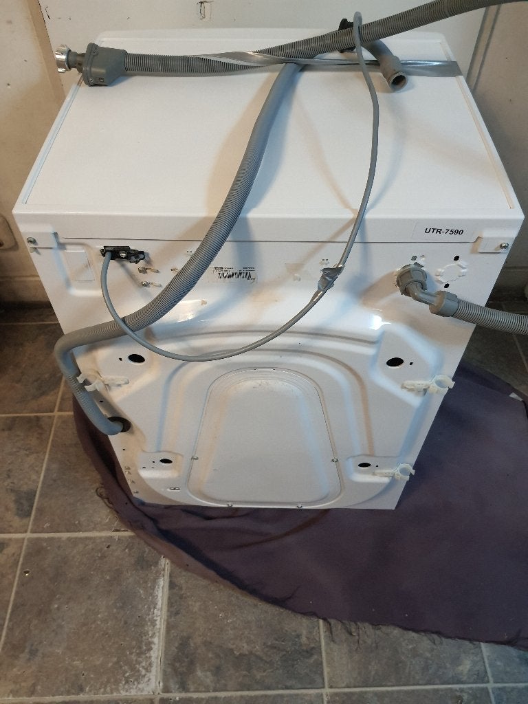 Foto 9 van A+++ Top Whirlpool Wasmachine 1400 Toeren 7KG werkt Perfect