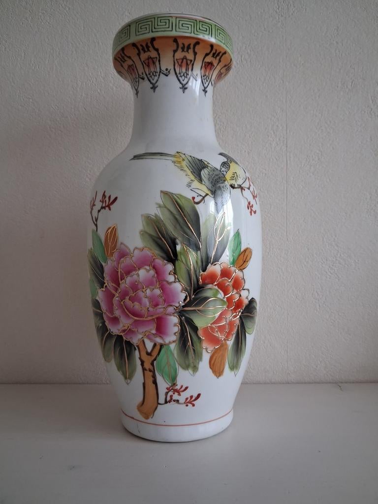 Chinese porseleinen vaas met bloemen en vogels H31/B14, Ophalen of Verzenden