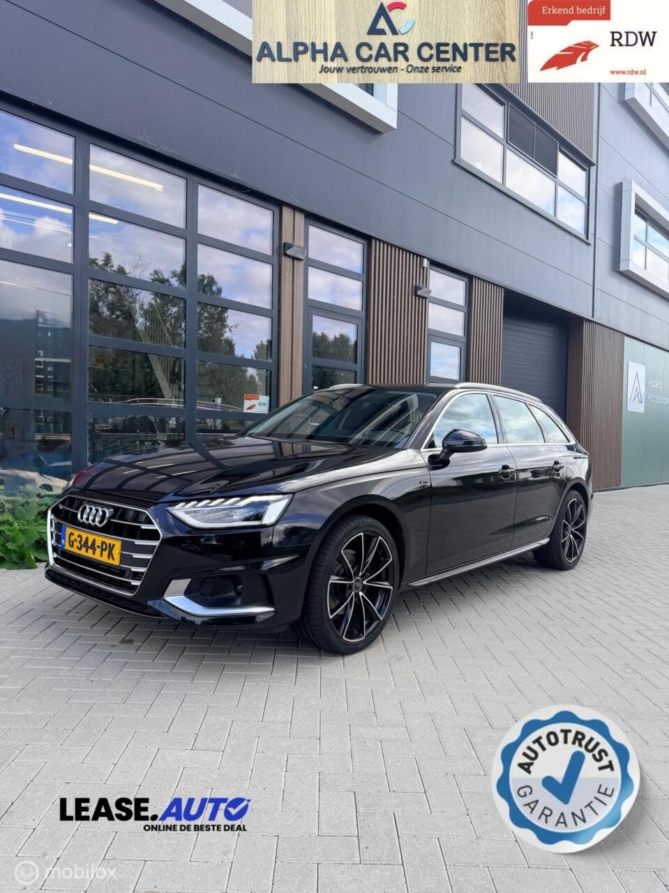 Audi A4 Avant 35 TFSI Launch S EDITION NAP/LEER/GARANTIE, Dealer onderhouden, Gebruikt, 4 cilinders, A4