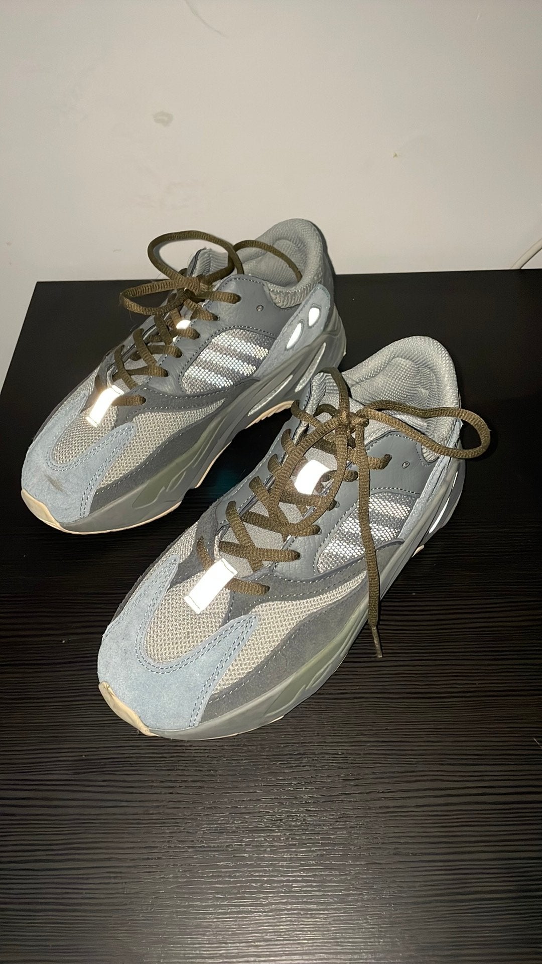Yeezy Boost 700 V2 Tephra maat 40⅔  Unisex, Ophalen, Zo goed als nieuw, Grijs, Sneakers of Gympen