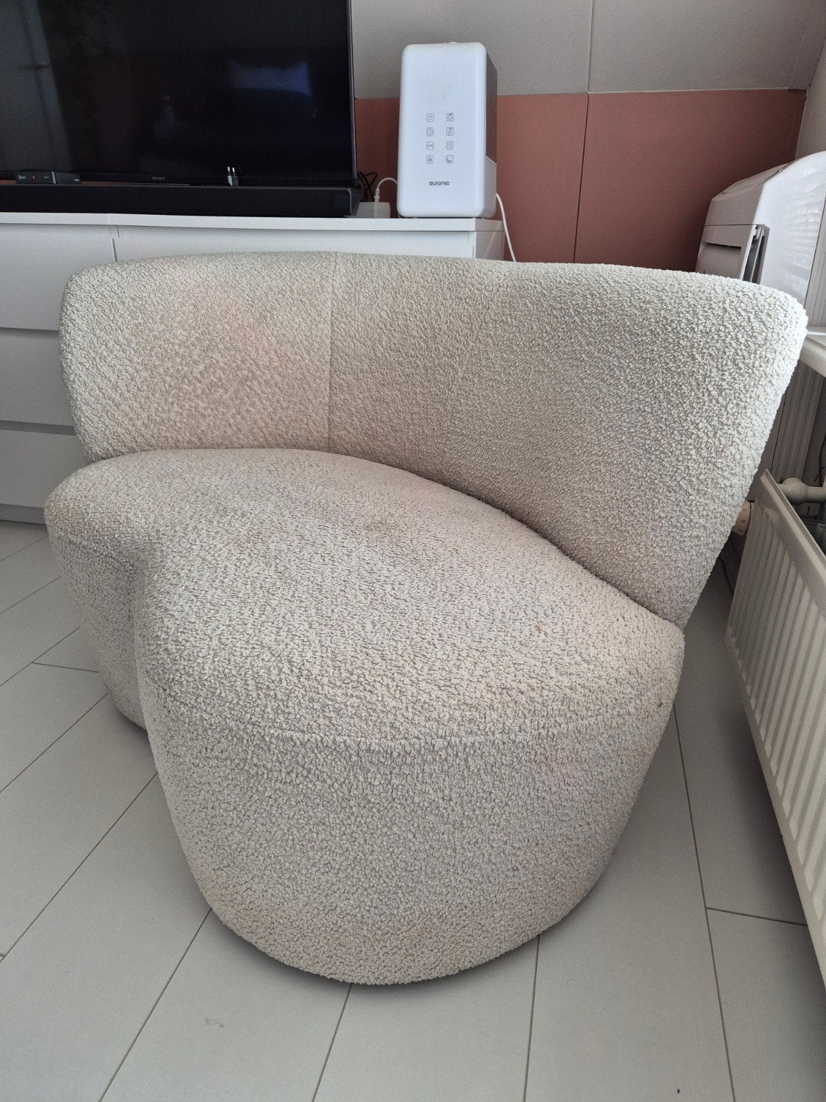 WOOOD fauteuil Stone crème bouclé stof met leuning rechts, Ophalen