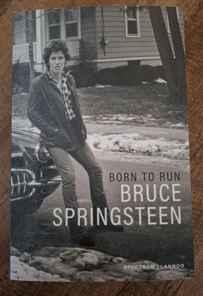 Born to run - Bruce Springsteen, Ophalen of Verzenden, Nieuw, Diverse auteurs, Overige