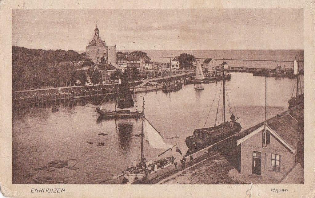 enkhuizen haven 1924 boten enz, Verzamelen, Ophalen of Verzenden, Voor 1920, Noord-Holland