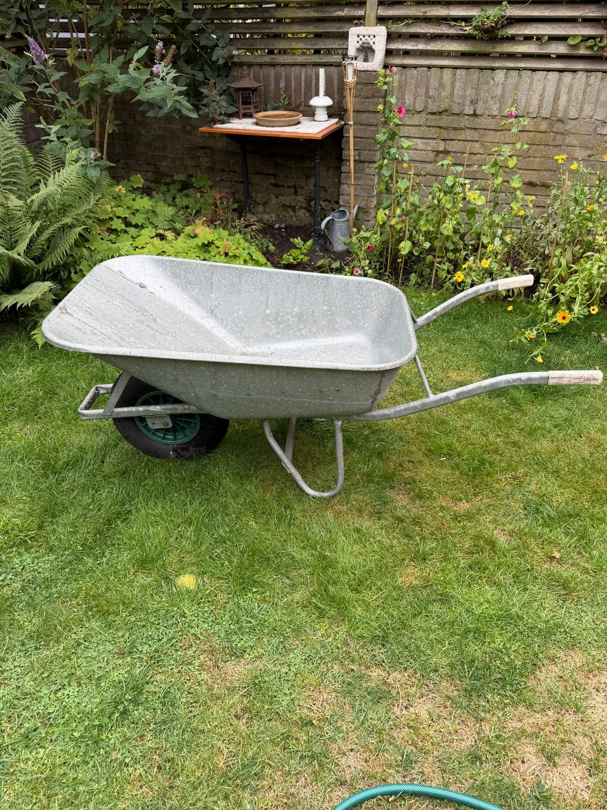 Fort 116V-100 FP Kruiwagen - 100L - Robuust en Verzinkt, Tuin en Terras, Kruiwagens, Ophalen, Gebruikt, Handmatig, Eenwielig