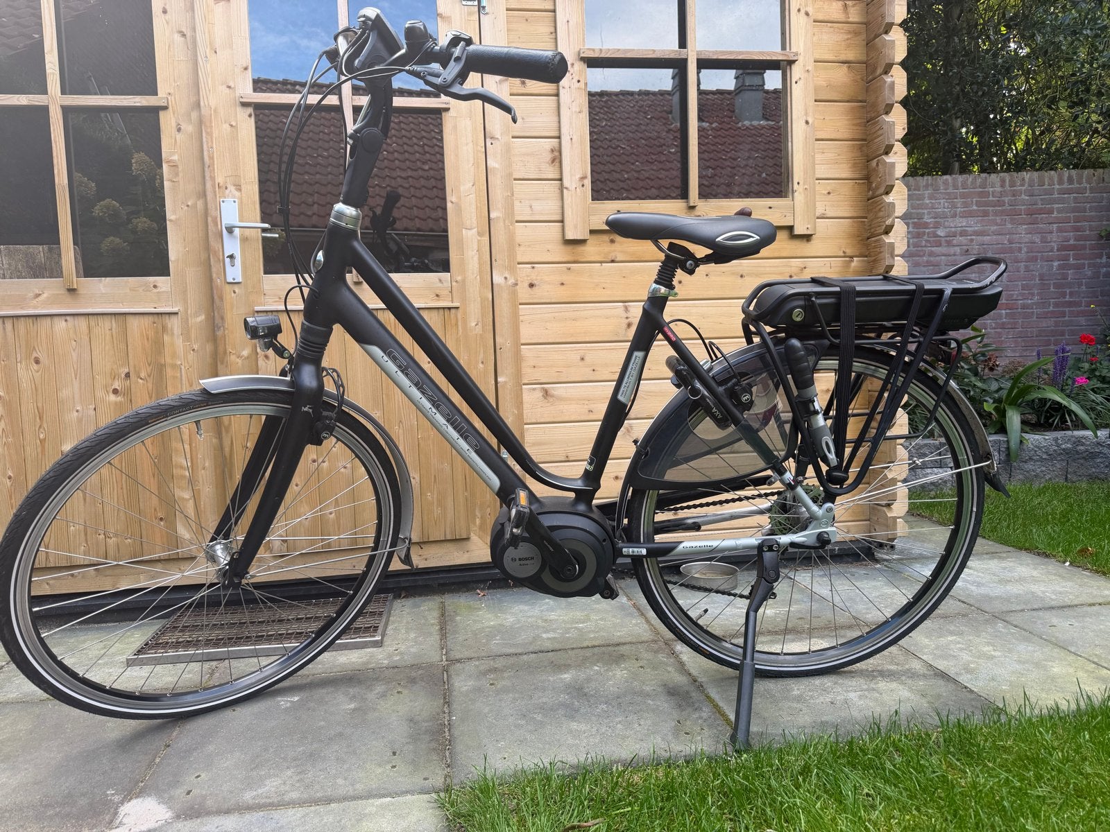 Foto 2 van Gazelle Ultimate T9 E-bike met Bosch Active Line motor
