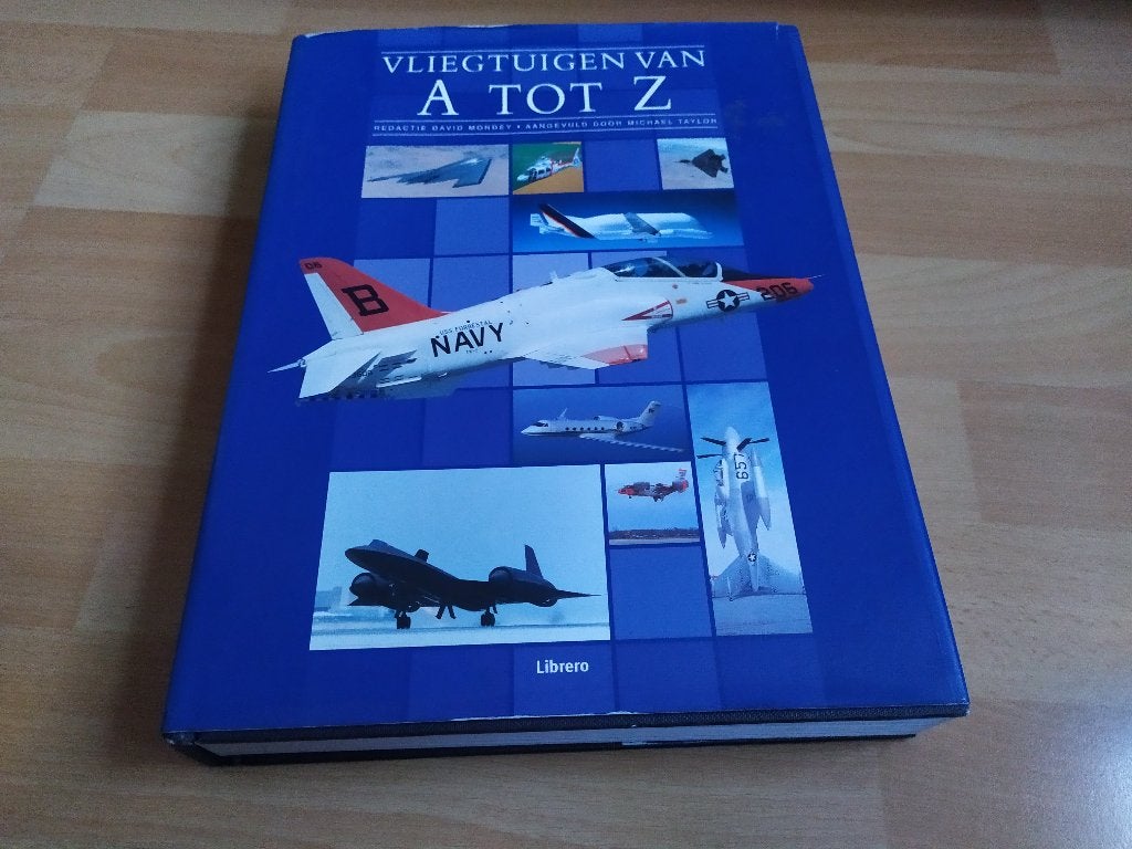Vliegtuigen van A tot Z, Ophalen of Verzenden, Gelezen, Vliegtuig
