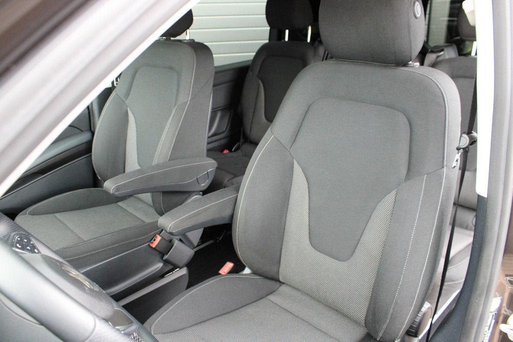 Mercedes-Benz V-Klasse 220d Lang DC Trekhaak | Dealer Onderh, Automaat, Euro 5, Achterwielaandrijving, Zwart