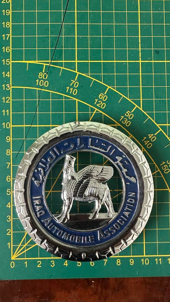 Vintage Iraq Automobile Association embleem, Ophalen of Verzenden, Gebruikt, Auto's