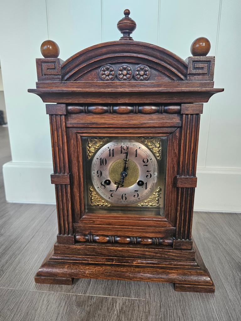 Antieke houten tafelklok pendule - Werkend, Ophalen