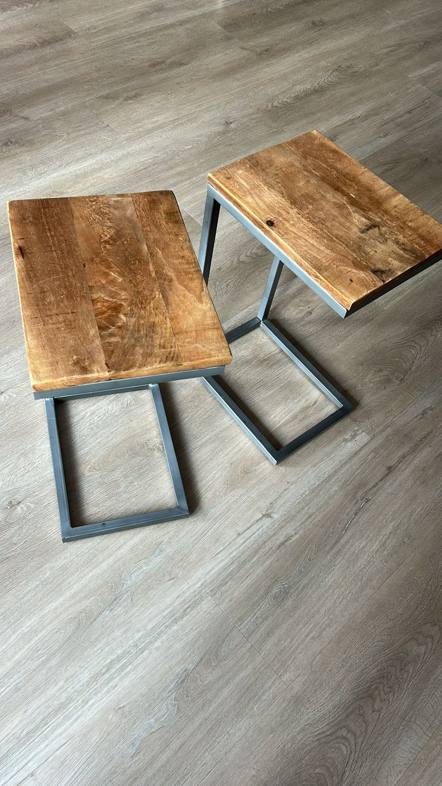2 bijzet tafels, Huis en Inrichting, Ophalen, Zo goed als nieuw, Rechthoekig, Minder dan 55 cm