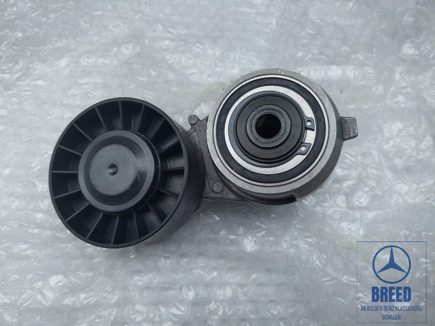NOS Spanrol Mercedes-Benz M119 motor W124 R129 W140 W210, -, Nieuw, Ophalen of Verzenden, -