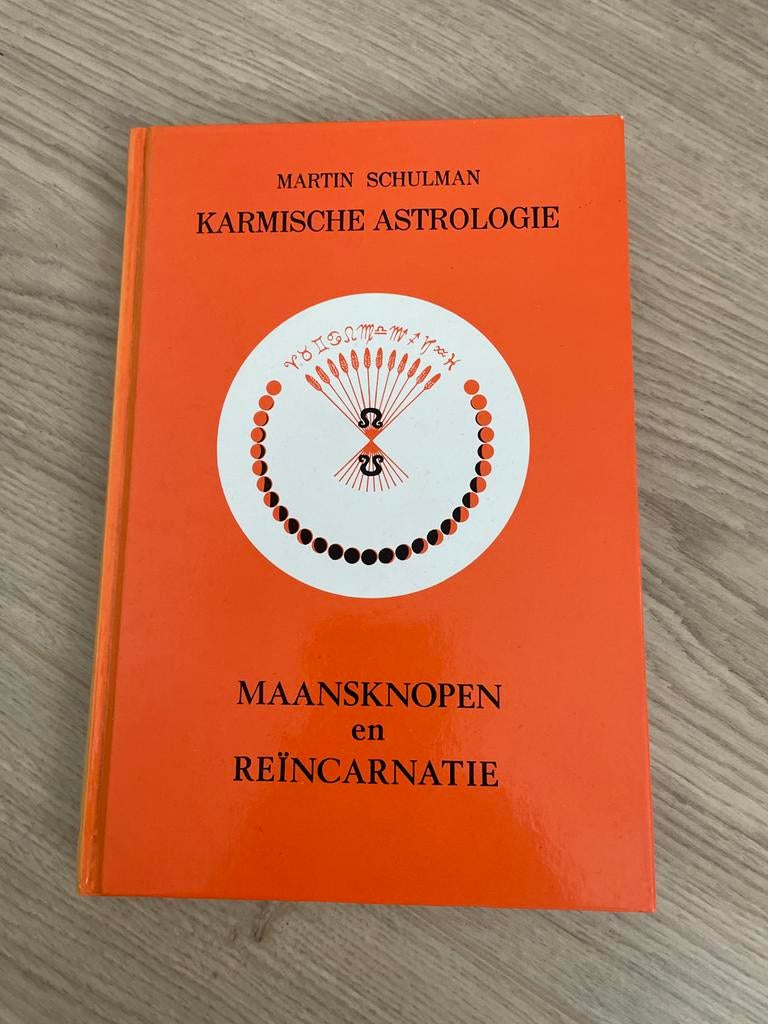 Karmische Astrologie: Maansknopen en Reïncarnatie, Boeken, Ophalen of Verzenden, Gelezen, Astrologie, Achtergrond en Informatie