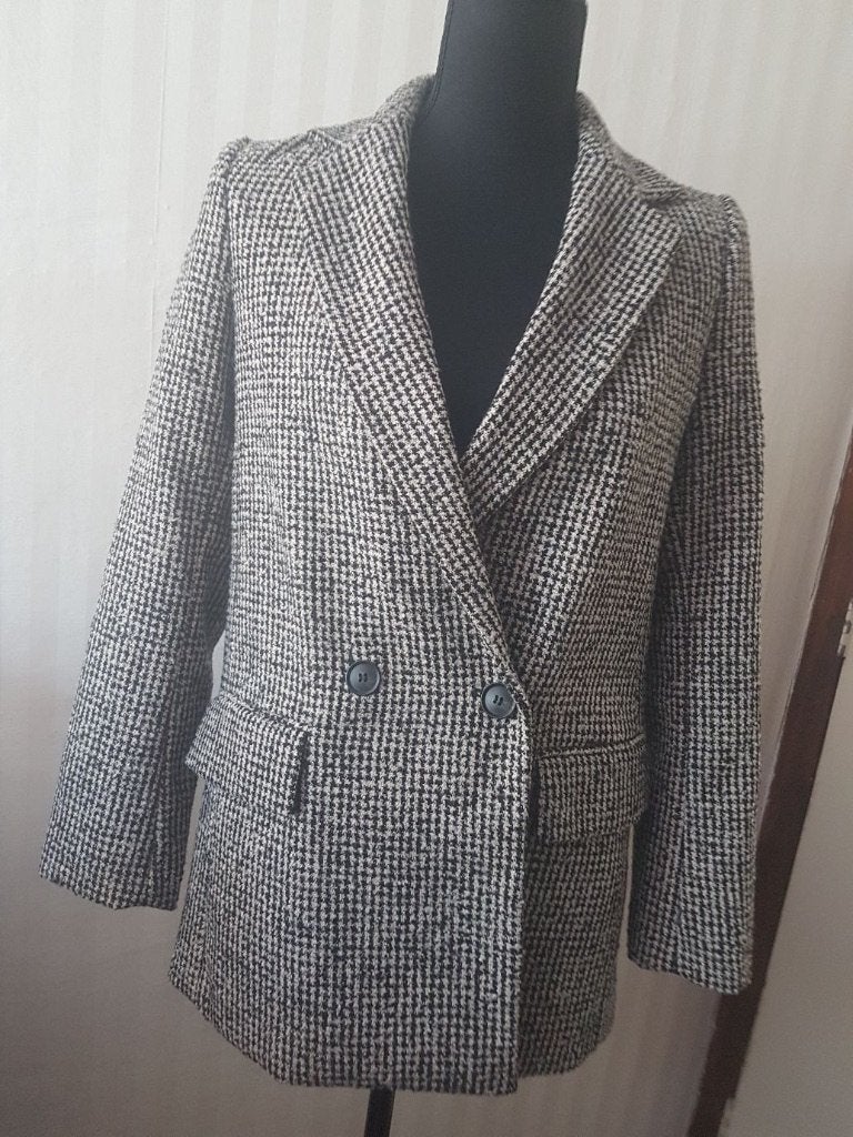 Prachtige H&M zwart/beige houndstooth jas, nieuw, xs 34/36, H&M, Verzenden, Zwart, Nieuw