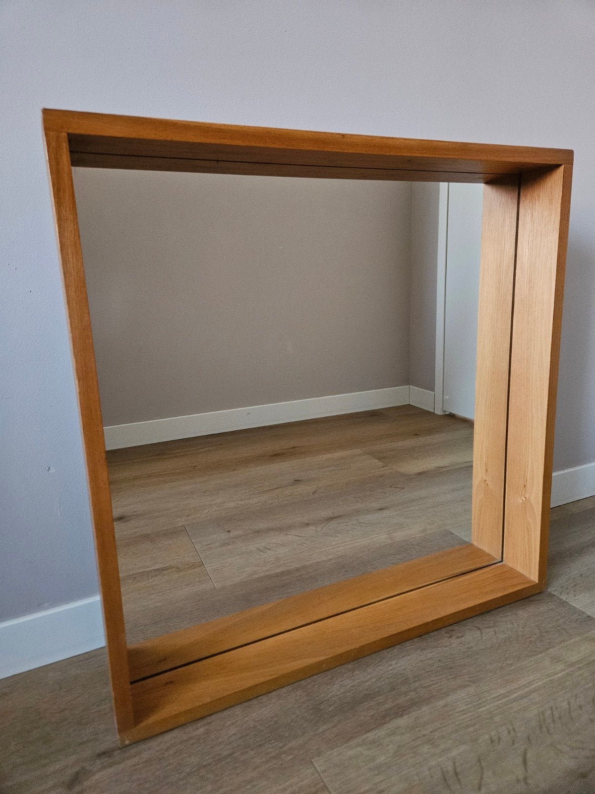 IKEA MOLGER spiegel, 60 x 60 cm, Huis en Inrichting, Ophalen, Gebruikt, Vierkant, Minder dan 100 cm