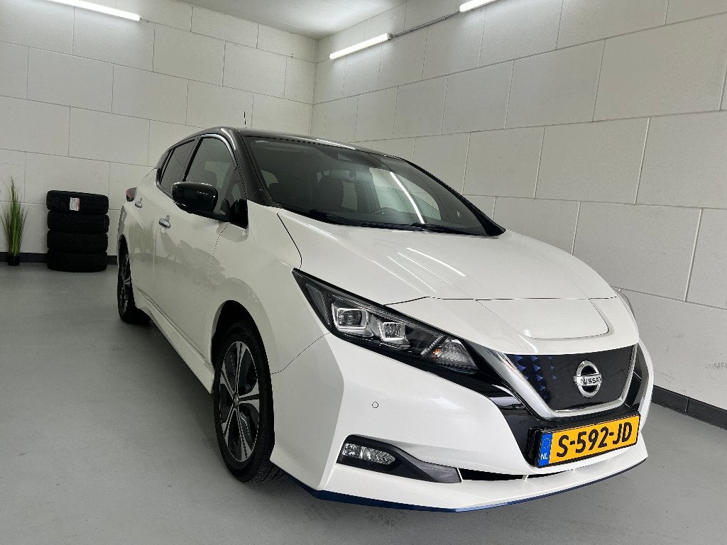Nissan Leaf-e+ 62kWh | 91% SOH | 360 | ACC | N-Connecta, Auto's, Stof, 645 min, 62 kWh, Lichtsensor