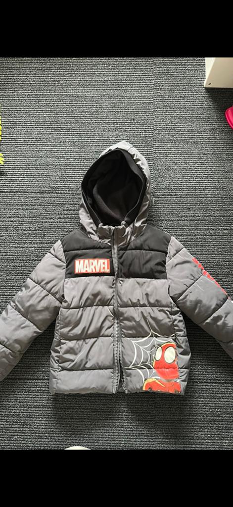 Spiderman winterjes maat 98, Kinderen en Baby's, Kinderkleding | Maat 98, Ophalen, Zo goed als nieuw, Jongen, Jas