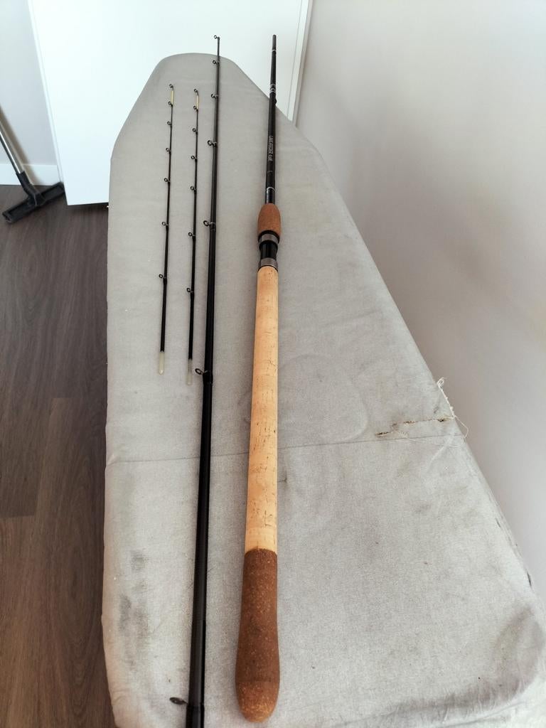 Bifa lake feeder 9,6 ft, Watersport en Boten, Ophalen of Verzenden, Zo goed als nieuw, Werphengel