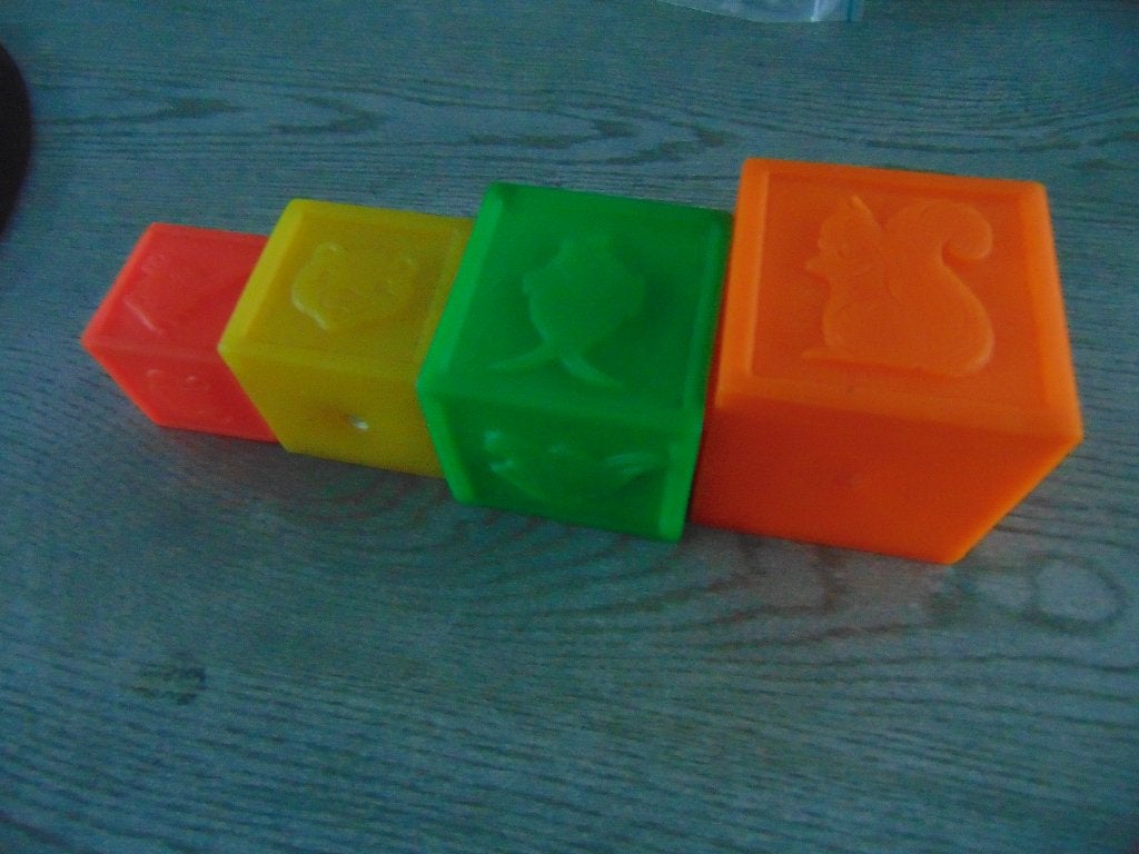 Infantino sensory blocks - Sensorische blokken 4 stuks, Ophalen of Verzenden, Zo goed als nieuw, Overige typen, Met geluid