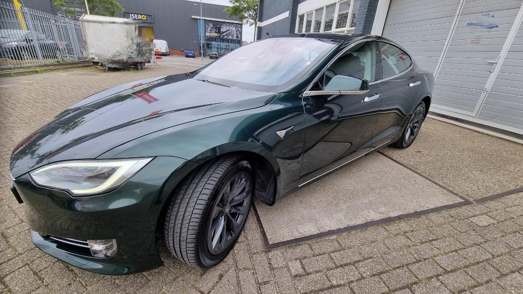 Tesla Model S Green Black iridescent wrap - origineel Zwart, Auto's, Automaat, Zwart, Origineel Nederlands, Elektrisch