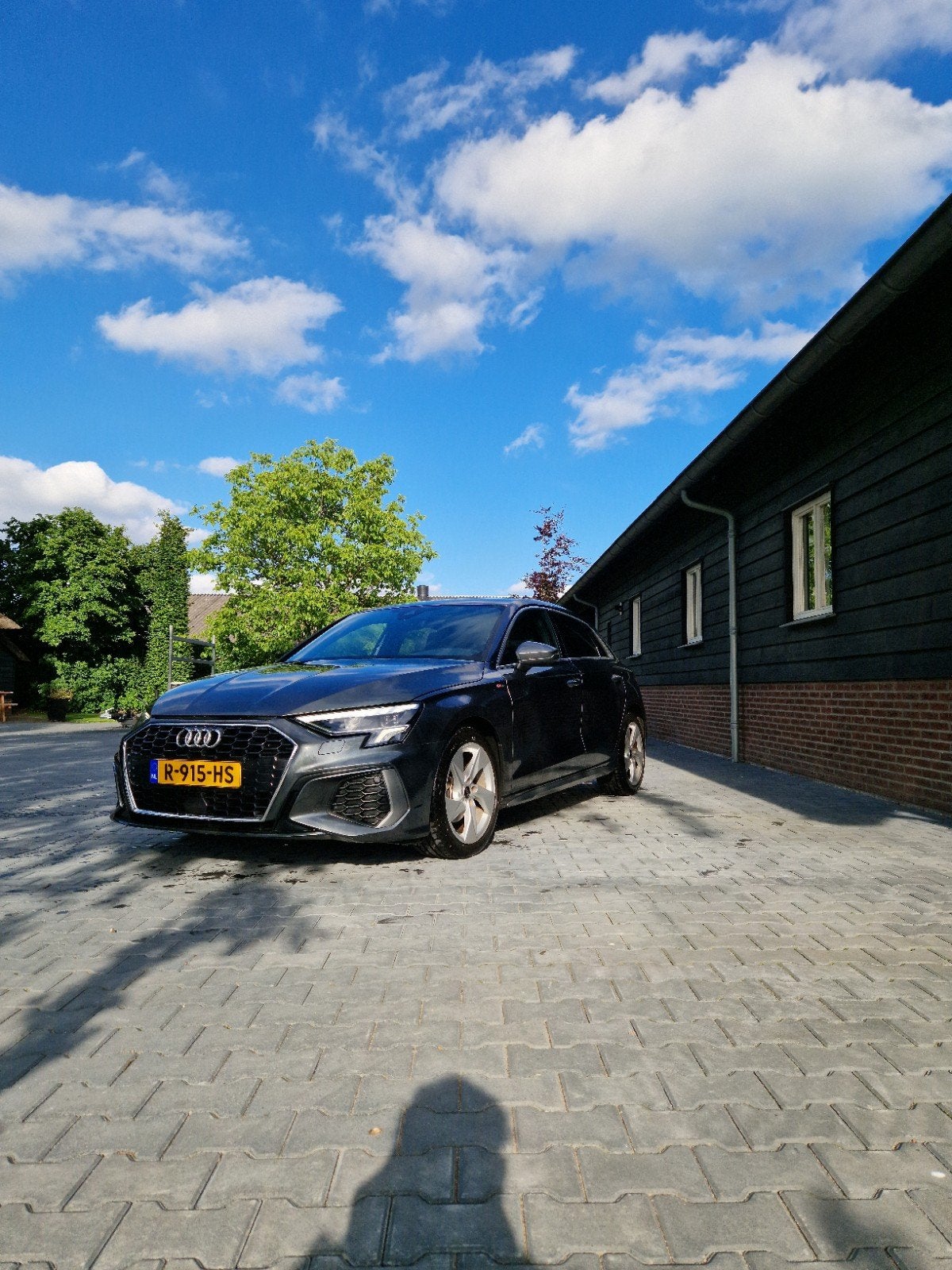 Audi A3 30 Tfsi 110pk 2022 Grijs, Auto's, Voorwielaandrijving, 1195 kg, Zwart, Leder en Stof