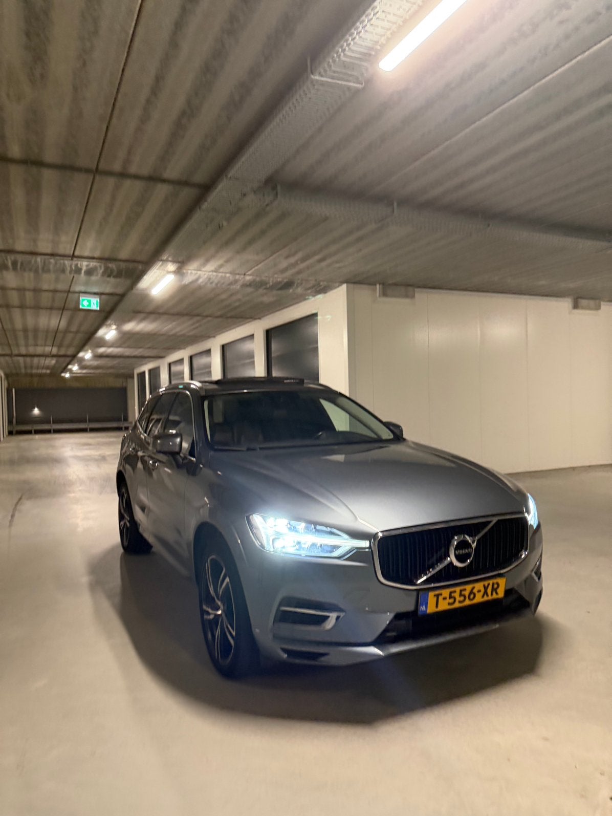 Volvo XC60 T8 Twin Engine 390pk Geartronic AWD Plug-in, Automaat, 1969 cc, 138 €/maand, 2039 kg