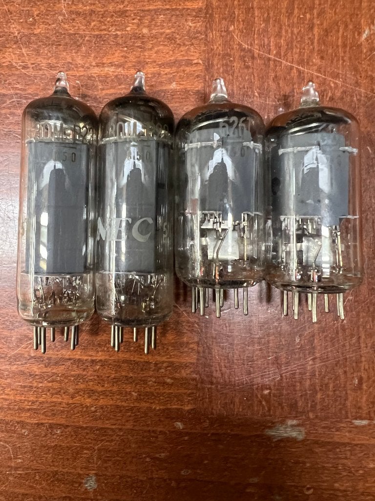 4 x electronenbuis uit sony tc200, Ophalen, Versterker