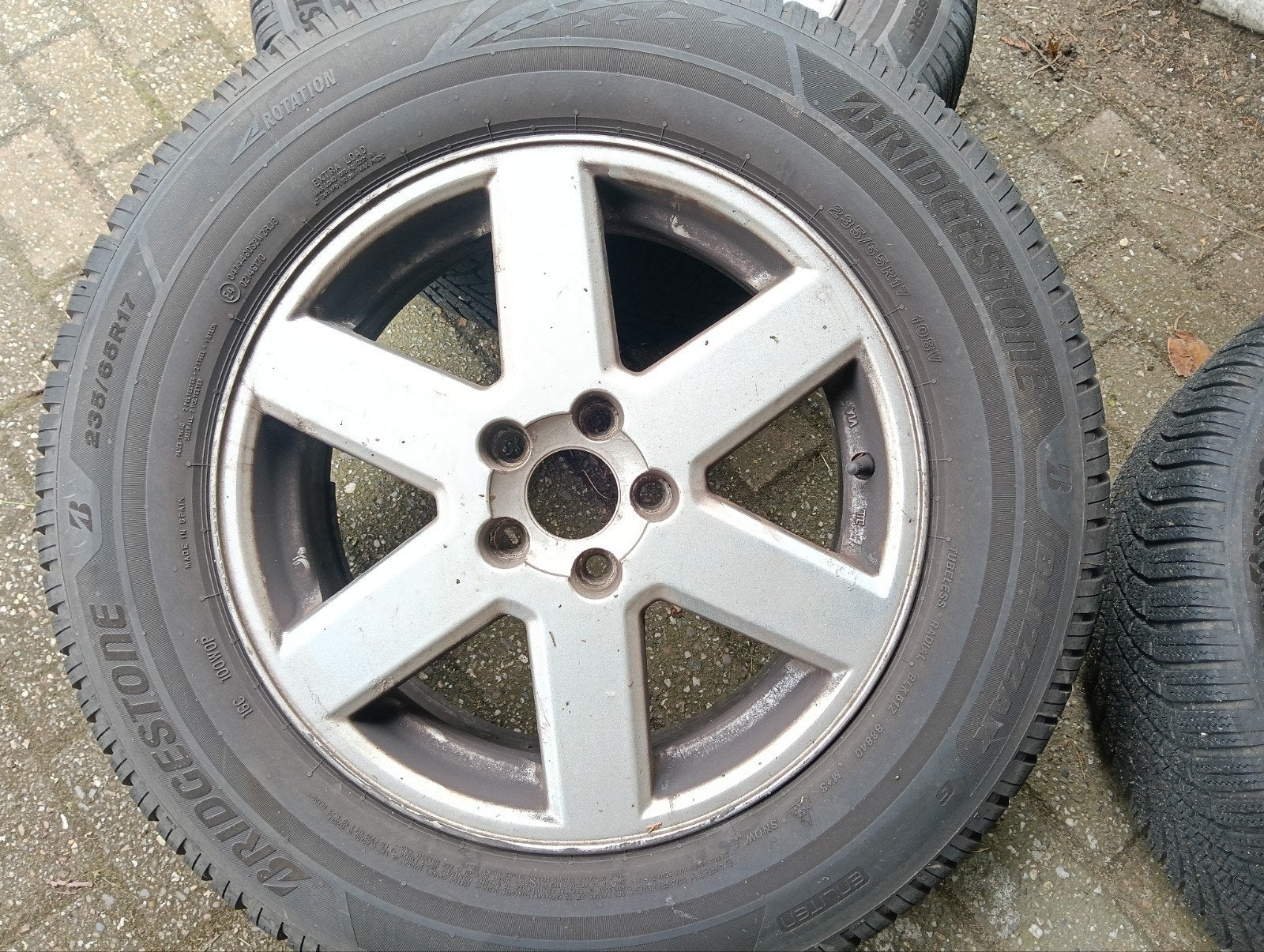 Xc90 17" winterbanden Bridgestone blizzak 7mm, Ophalen, Bridgestone, Bridgestone, Banden en Velgen
