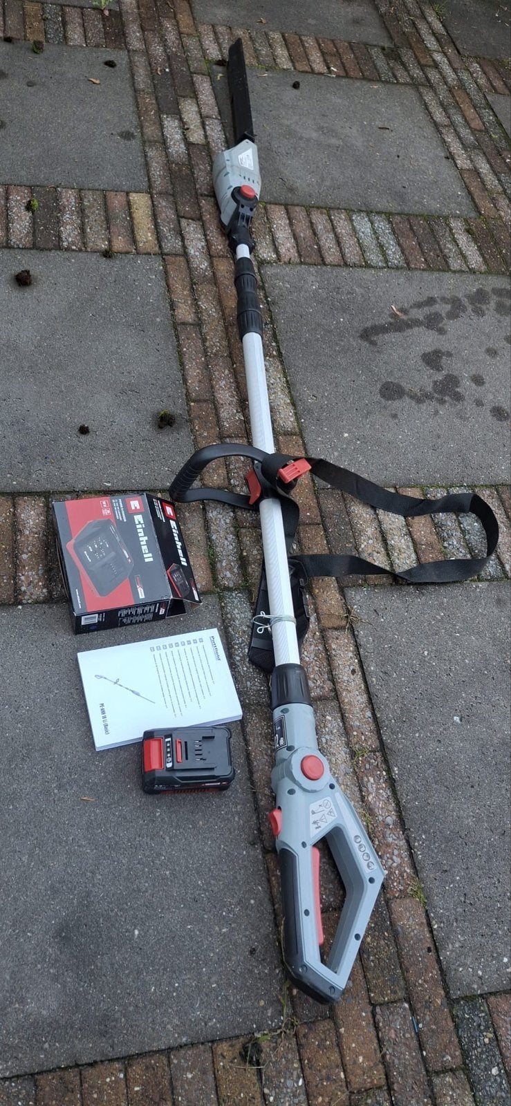 Einhell Accu Telescopische snoeischaar met Accu en Lader, Ophalen, Zo goed als nieuw, Overige soorten