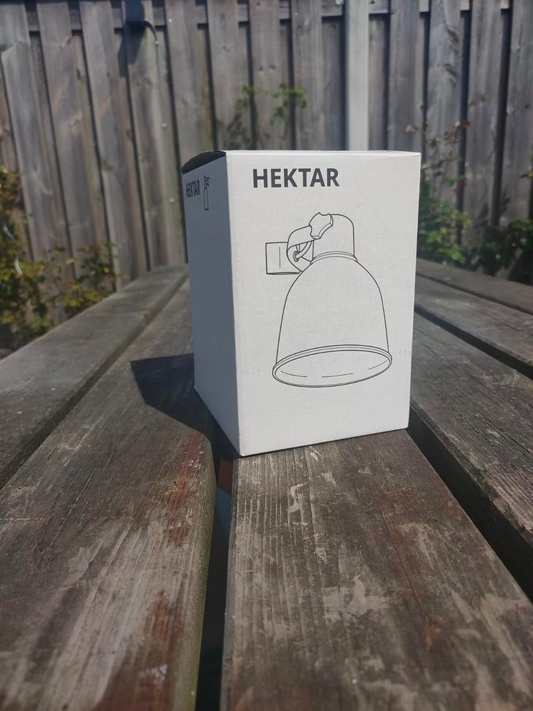 NIEUWE IKEA HEKTAR wandlamp - Ongebruikt in doos, Huis en Inrichting, Lampen | Wandlampen, Ophalen of Verzenden, Nieuw, Metaal