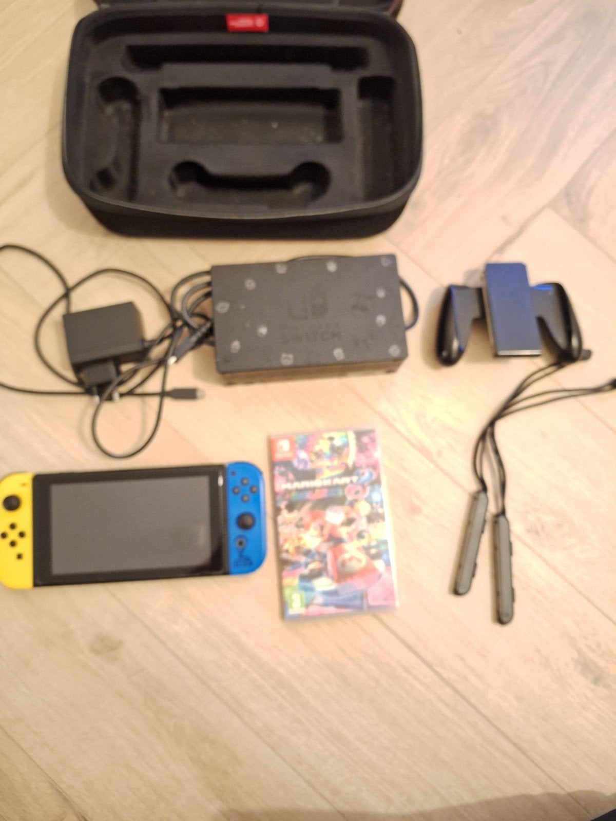 Nintendo Switch Fortnite + 7 games(fysiek/digitaal), Met games, Met 2 controllers, Ophalen of Verzenden, Zo goed als nieuw