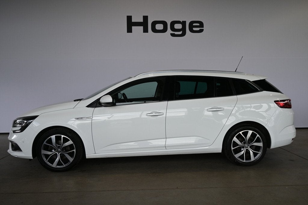 Renault Mégane Estate 1.2 TCe Bose Clima Navigatie Pdc Crui, Auto's, Renault, Voorwielaandrijving, Parkeersensor, 101 pk, Gebruikt