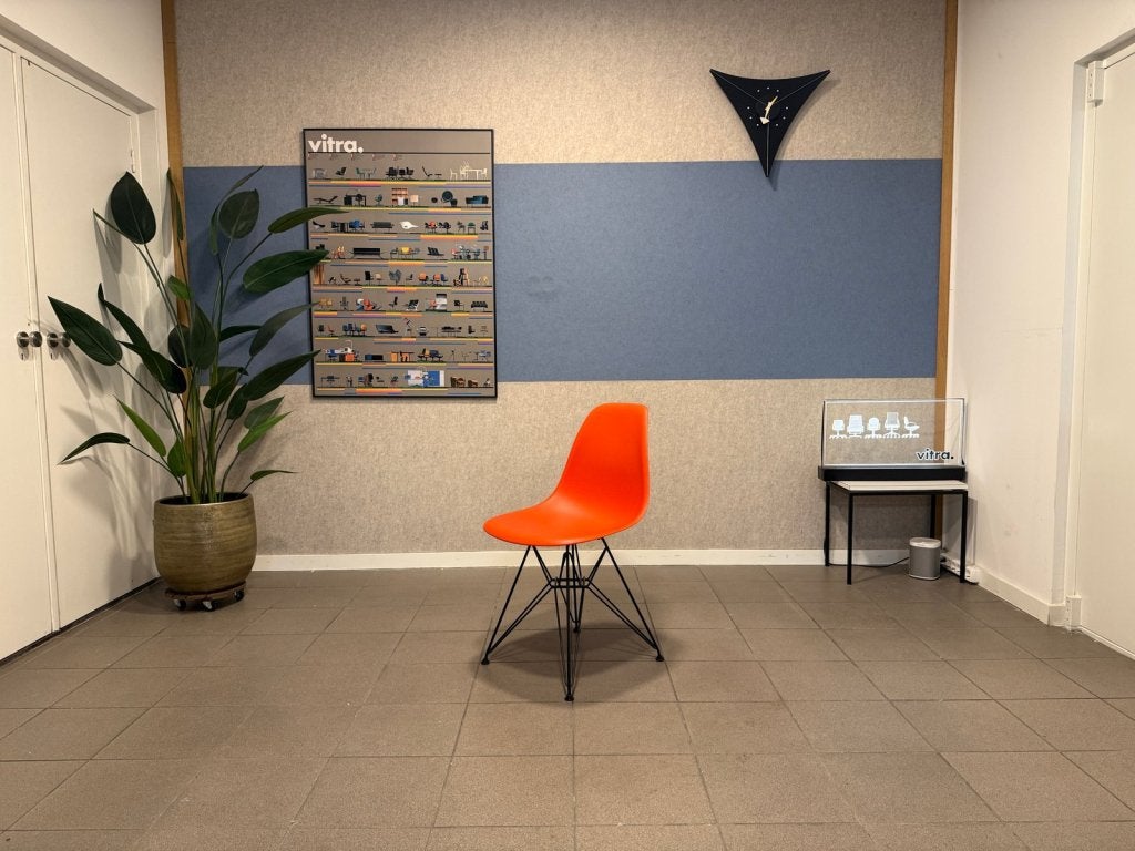 Vitra | Eames | DSR | Poppy Red | 1x