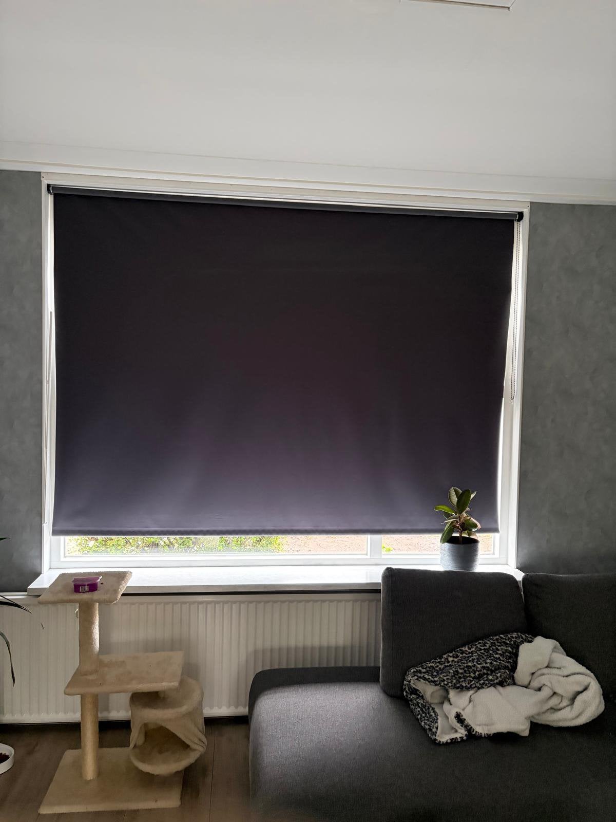 2x Verduisterend rolgordijn grijs/antraciet 180x240 cm, Ophalen, Verduisterend, Zo goed als nieuw, Rolgordijn