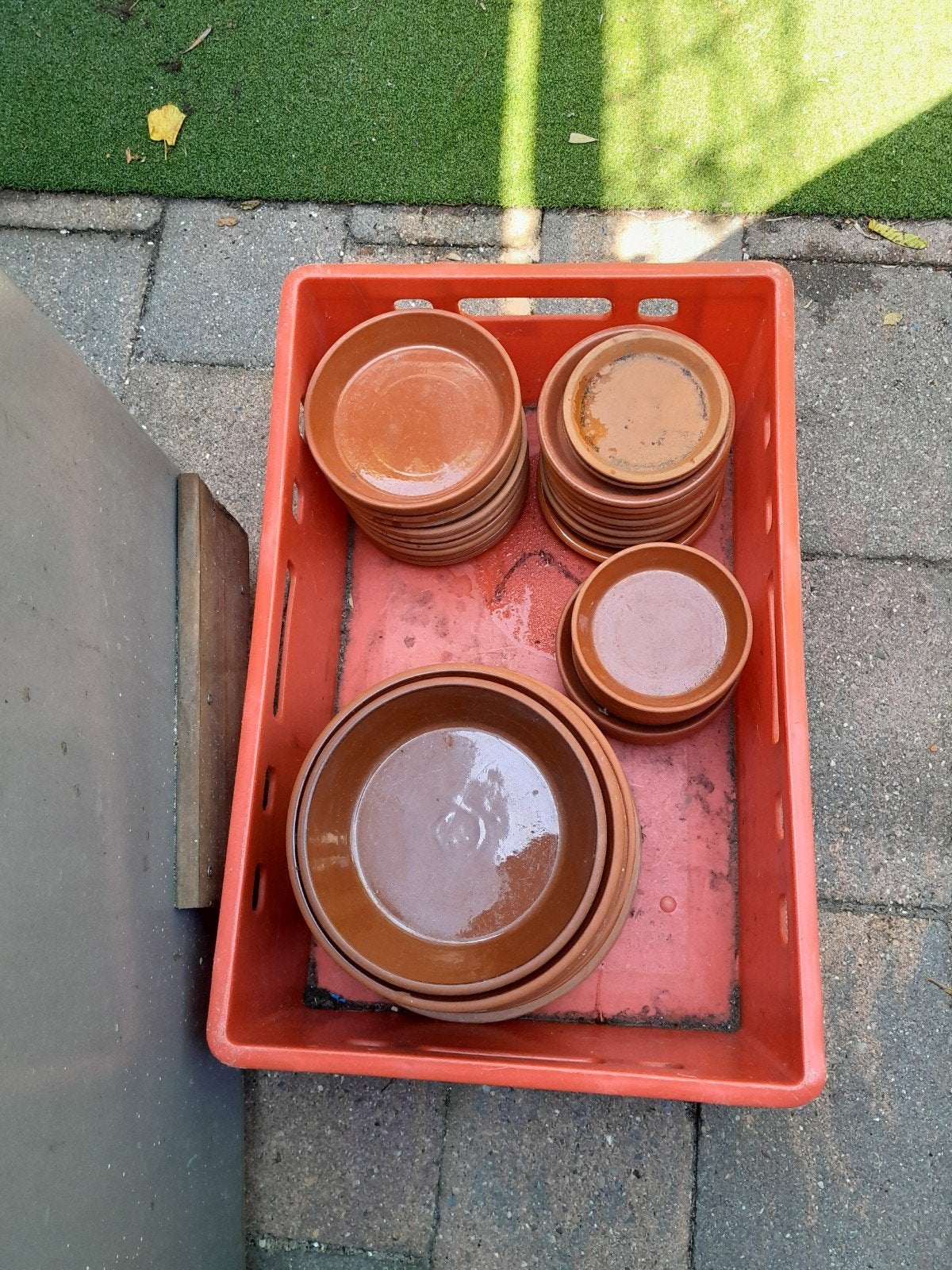 Diverse terracotta schotels voor bloempotten 41 stuks, Ophalen, Gebruikt, Rond, Balkon
