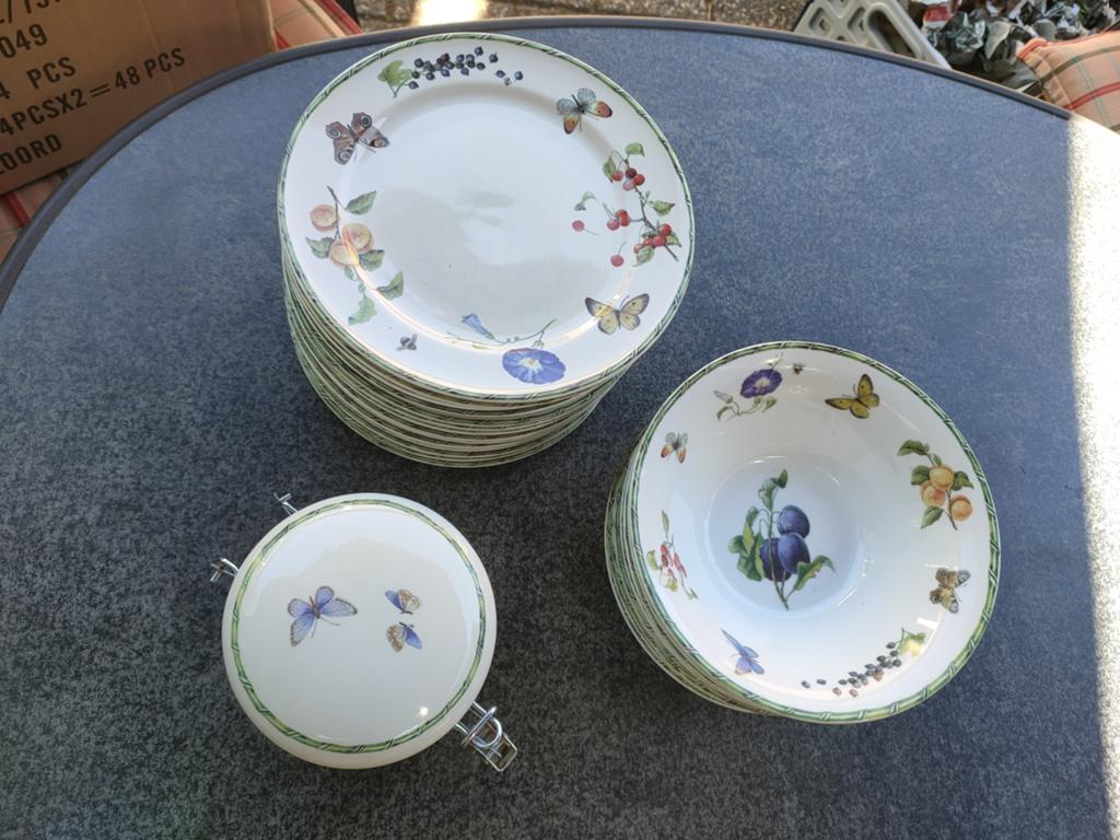 Janneke Brinkman servies, Ophalen of Verzenden, Zo goed als nieuw, Overige stijlen, Kop(pen) en/of Schotel(s)