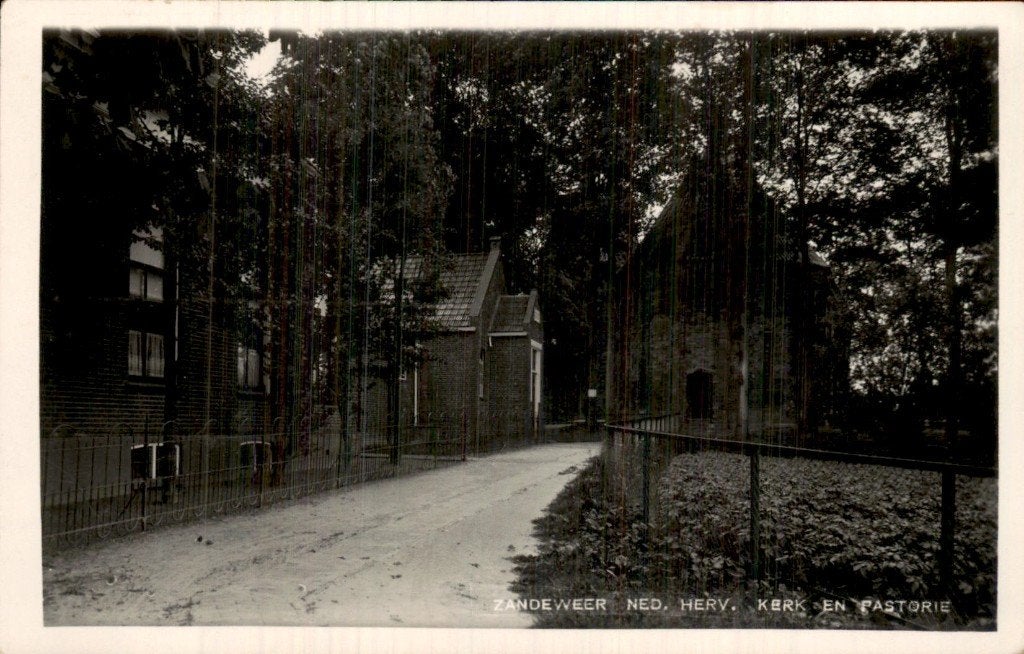 Zandeweer - Ned. Herv. Kerk - Pastorie, Ophalen of Verzenden, 1920 tot 1940, Ongelopen, Groningen