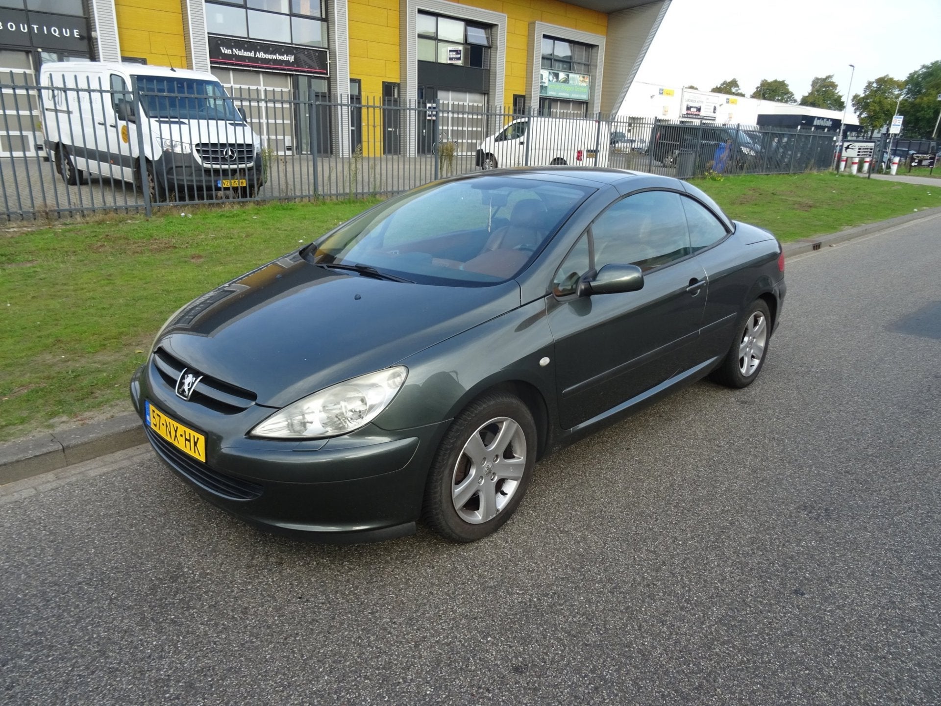 Peugeot 307 CC 2.0-16V, Voorwielaandrijving, Gebruikt, Elektrische ramen, 4 cilinders