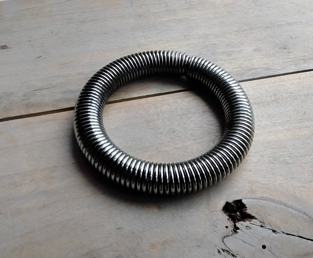 Vintage - aparte metalen armband - jaren 80, Ophalen of Verzenden, Gebruikt, Zilver, Staal