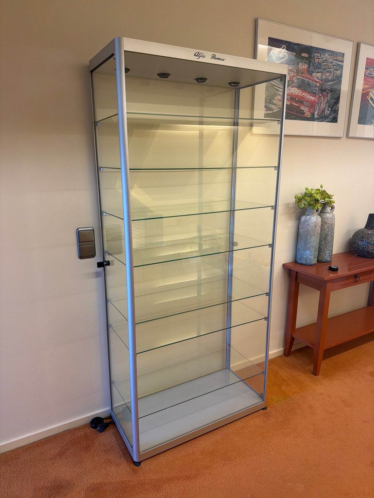 Glazen vitrinekast - luxe uitvoering 180 hoog x 80, Huis en Inrichting, Kasten | Vitrinekasten, Ophalen, 50 tot 100 cm, 150 tot 200 cm