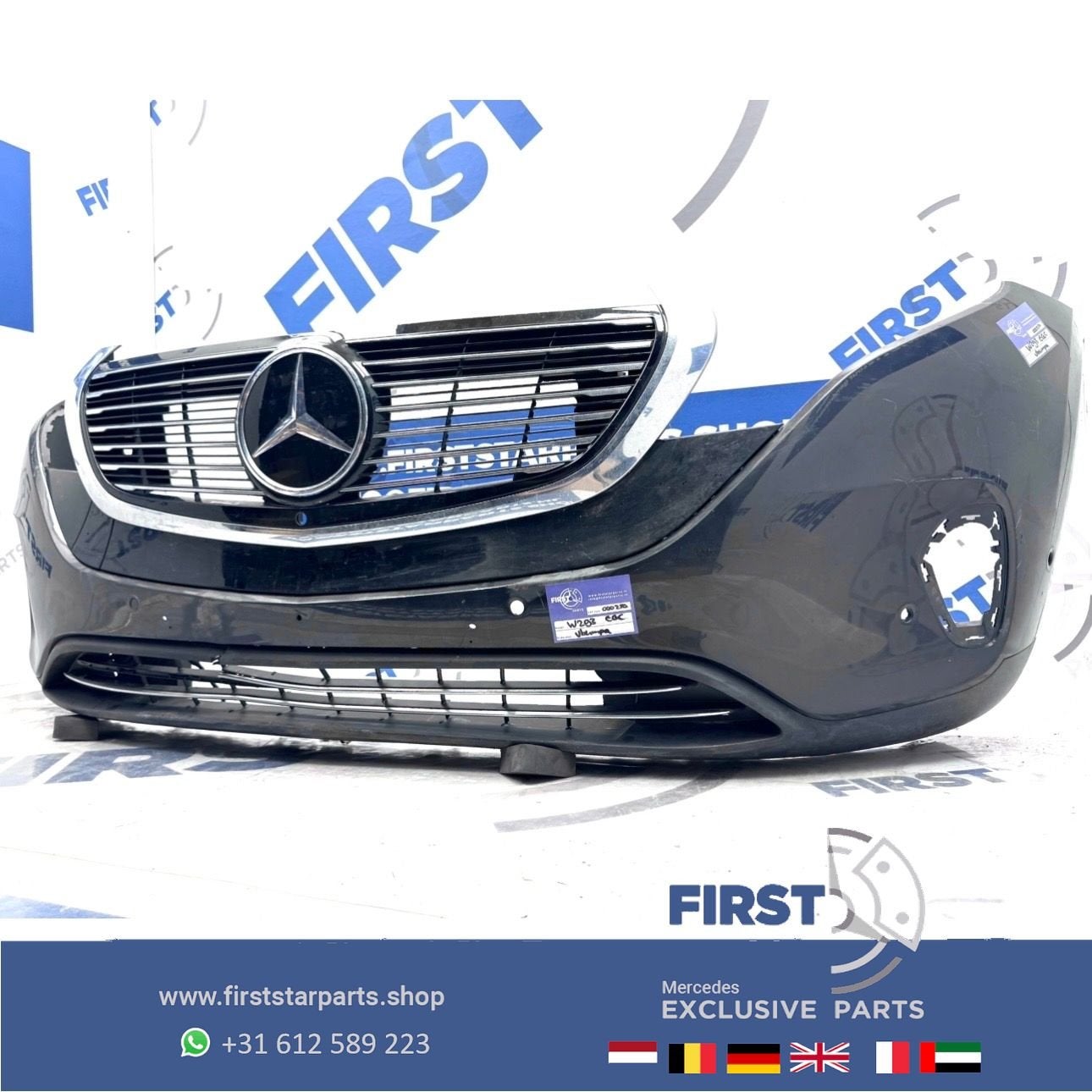 N293 BUMPER COMPLEET A2938851100 W293 EQC COMPLETE VOORBUMPE, Gebruikt, -, Voor, Ophalen of Verzenden