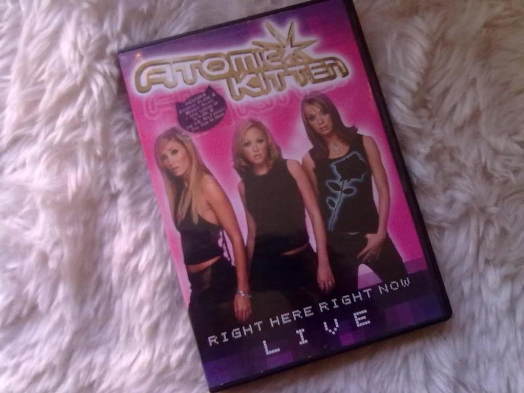 Atomic Kitten - Right Here Live (DVD), Alle leeftijden, Ophalen of Verzenden, Zo goed als nieuw