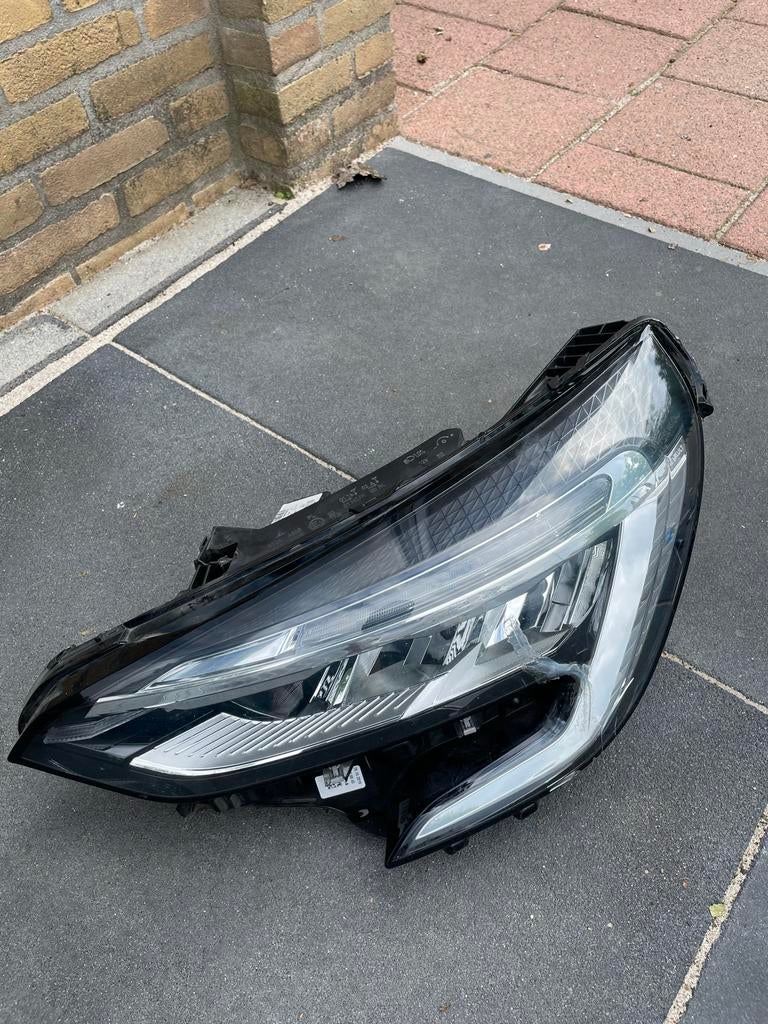 Renault Clio 2020 linker koplamp met schade, werkend, Ophalen of Verzenden, Gebruikt, Renault