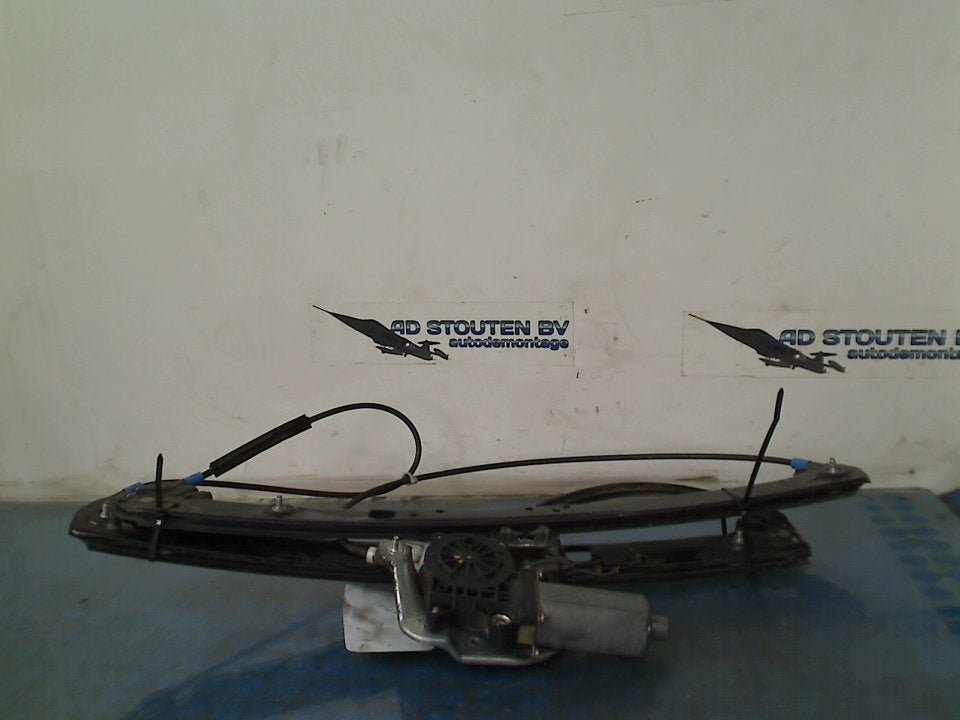 Raammechaniek Elek Rechts Voor BMW X5 (E53) 2004 83810209, Gebruikt, Petuelring 130, München 80809, , Duitsland, BMW, Bayerische Motoren Werke AG