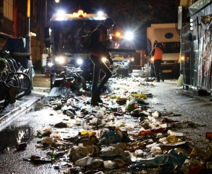 Nachtelijke opruiming na evenement, Ophalen of Verzenden