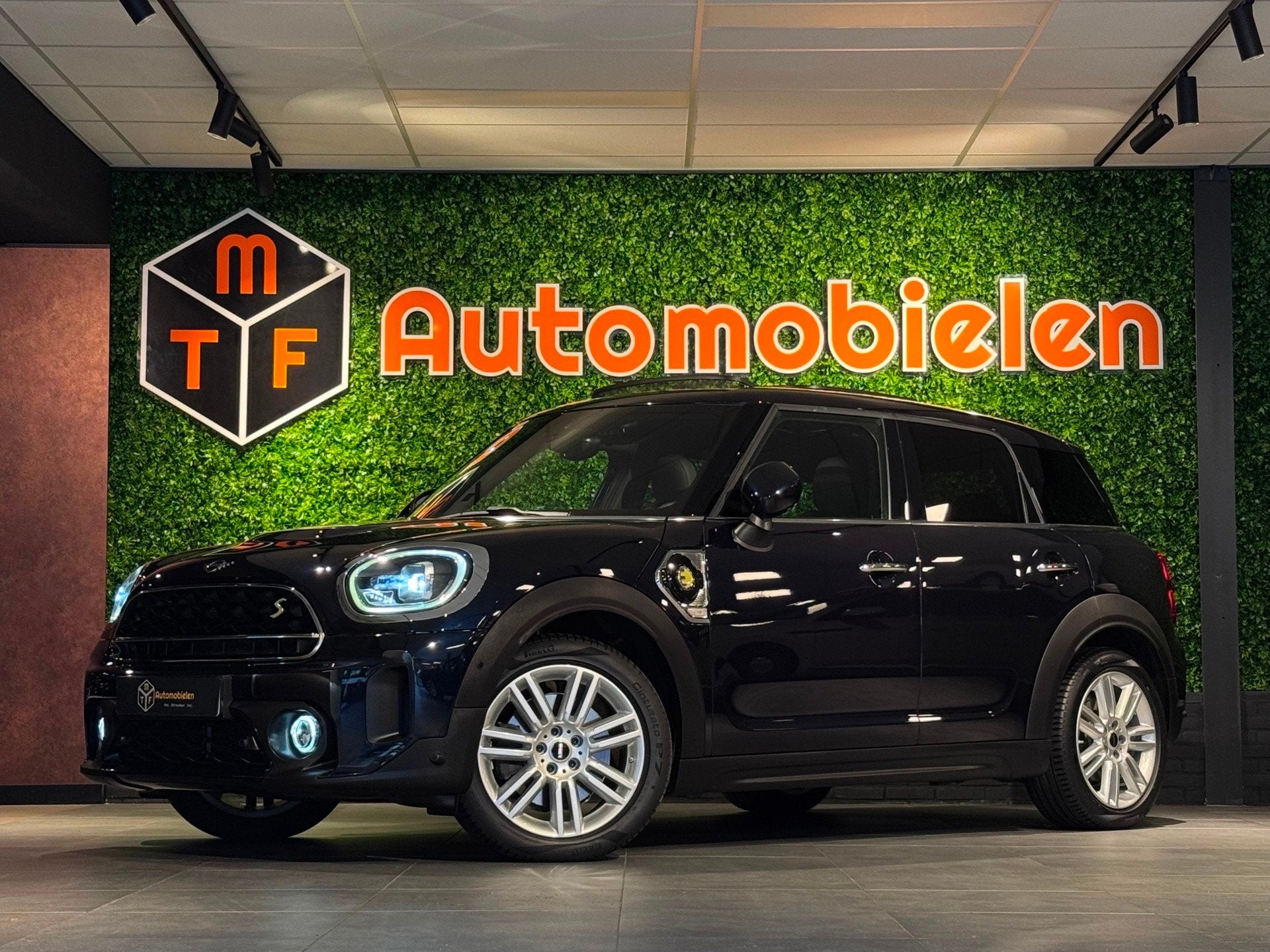 MINI Countryman 1.5 Cooper S E ALL4 220PK |PANO|CAMERA|MEMOR, Auto's, Mini, Automaat, Dealer onderhouden, Gebruikt, Met garantie (alle)