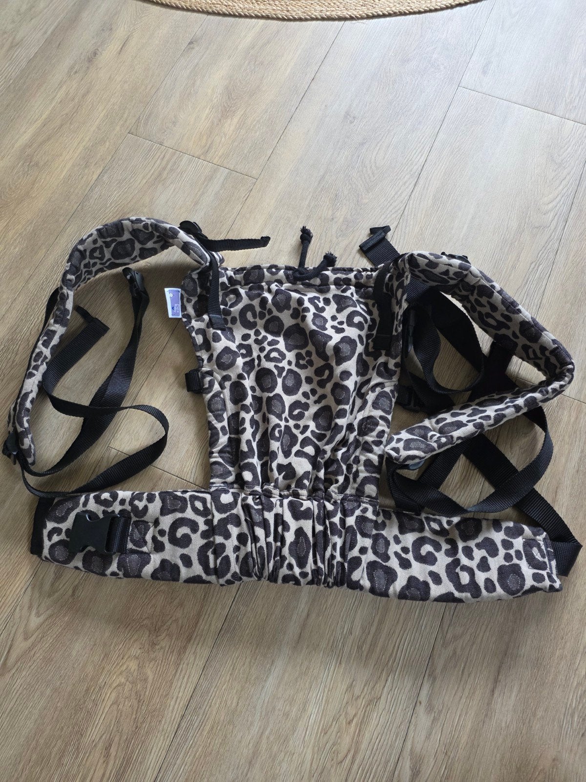 Pure Baby Love Carrier Cross & Go Panterprint Draagzak, Overige merken, Ophalen of Verzenden, Zo goed als nieuw, Buik