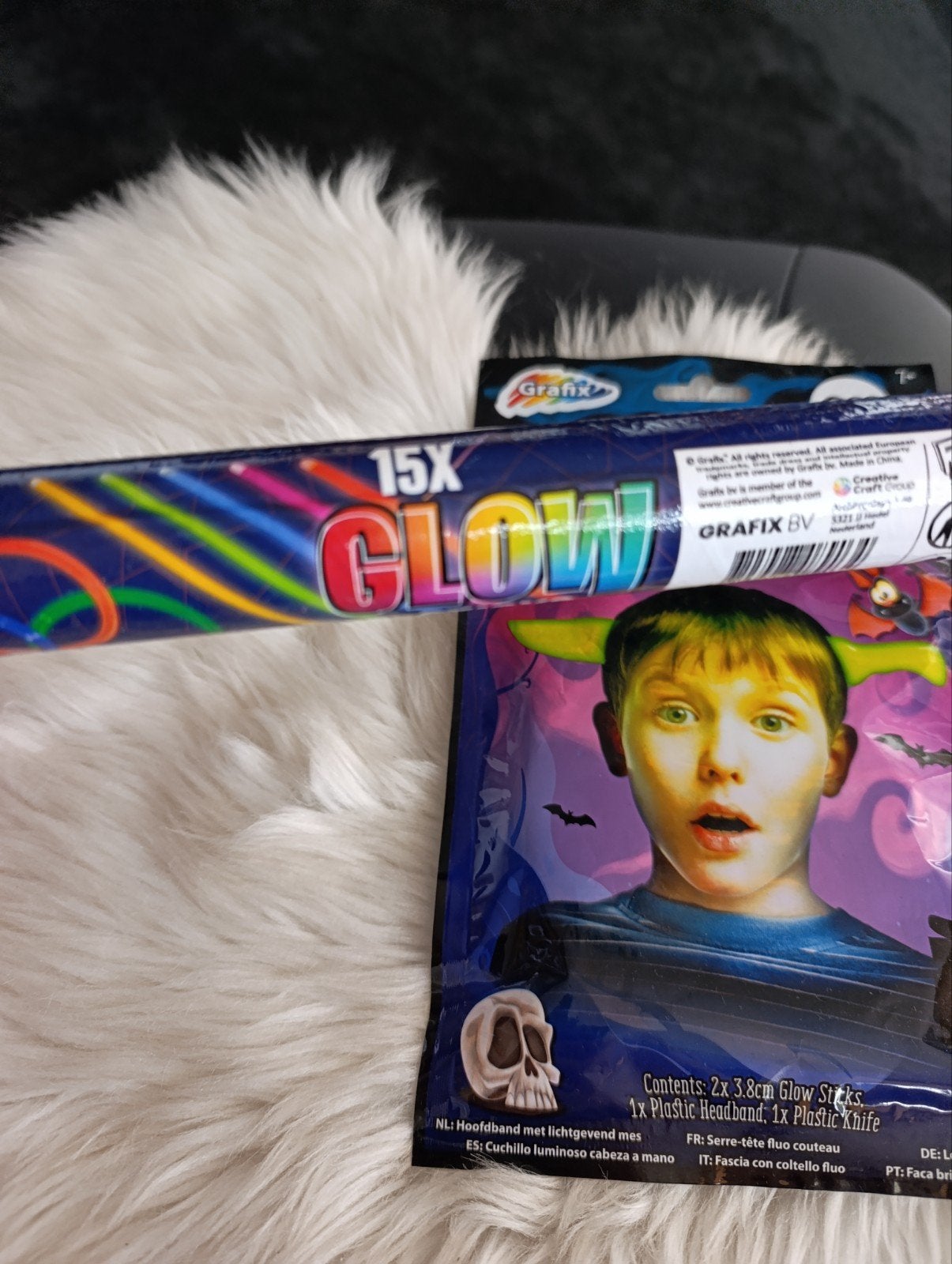Glow Knife Hoofdband & 15x Glow Sticks - Halloween/Feest, Ophalen of Verzenden, Nieuw, Feestartikel, Halloween of Griezel