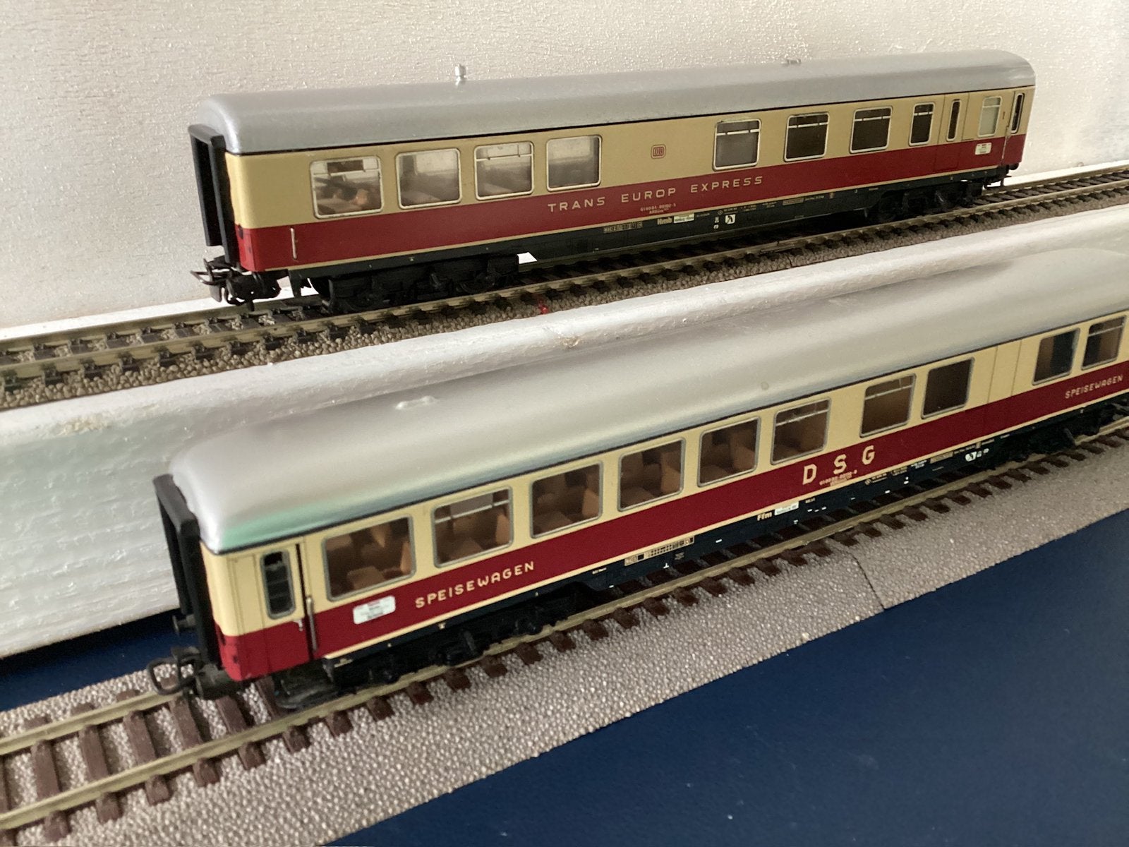 Marklin 2 x TEE/DSG rijtuigen 4058/4087, Wisselstroom, Gebruikt, Wagon, Ophalen of Verzenden