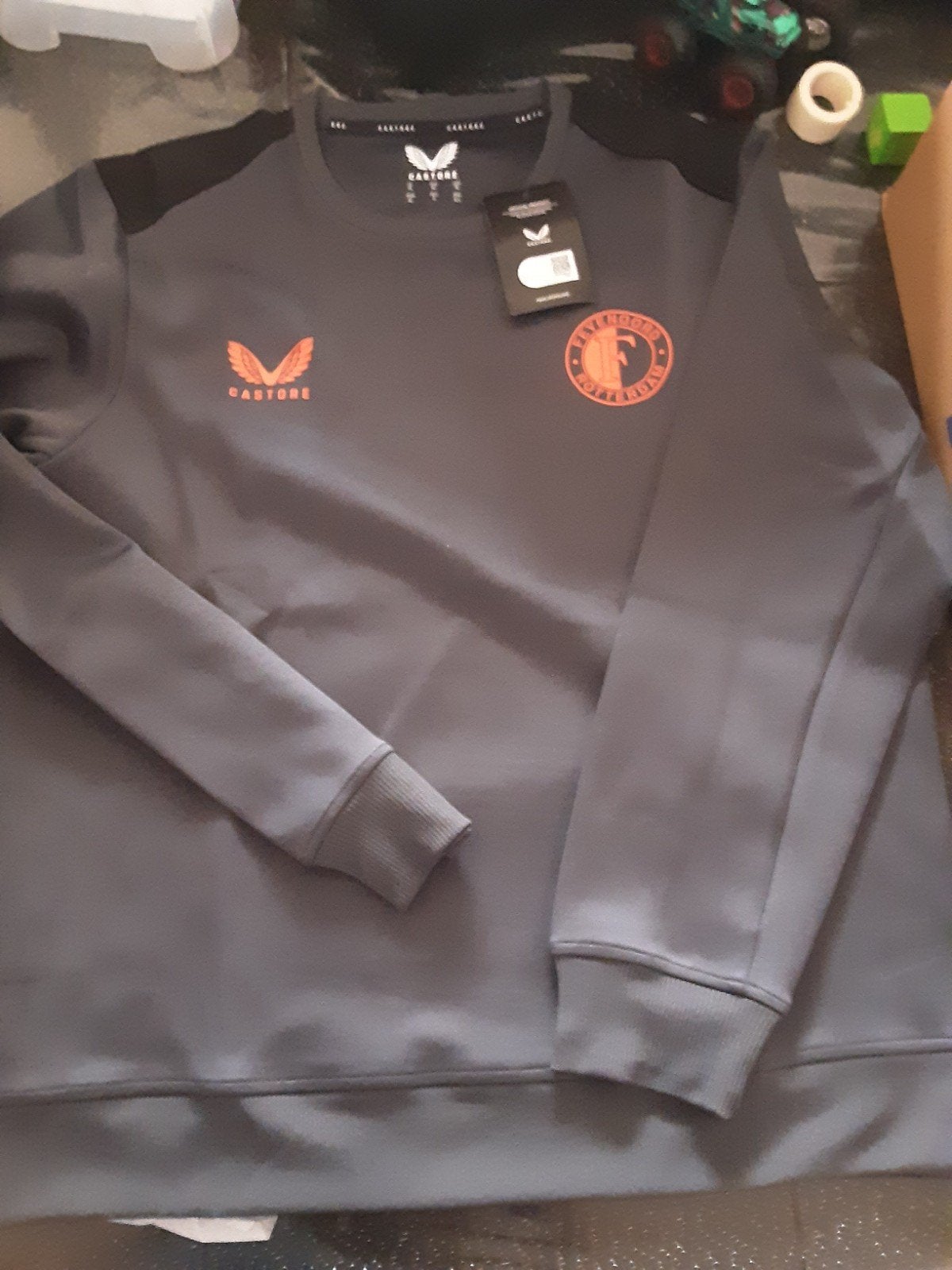 Nieuw Castore Feyenoord Trainingstrui Maat L, Kleding | Dames, Ophalen of Verzenden, Nieuw, Grijs